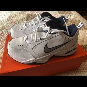 Men’s Nike sneakers